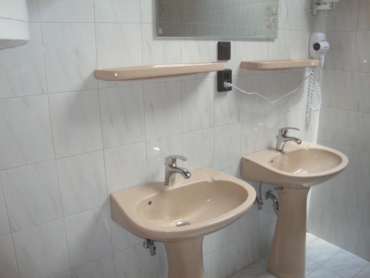 Gyongyvirag Vendeghaz Apartment Balatonboglár Екстериор снимка