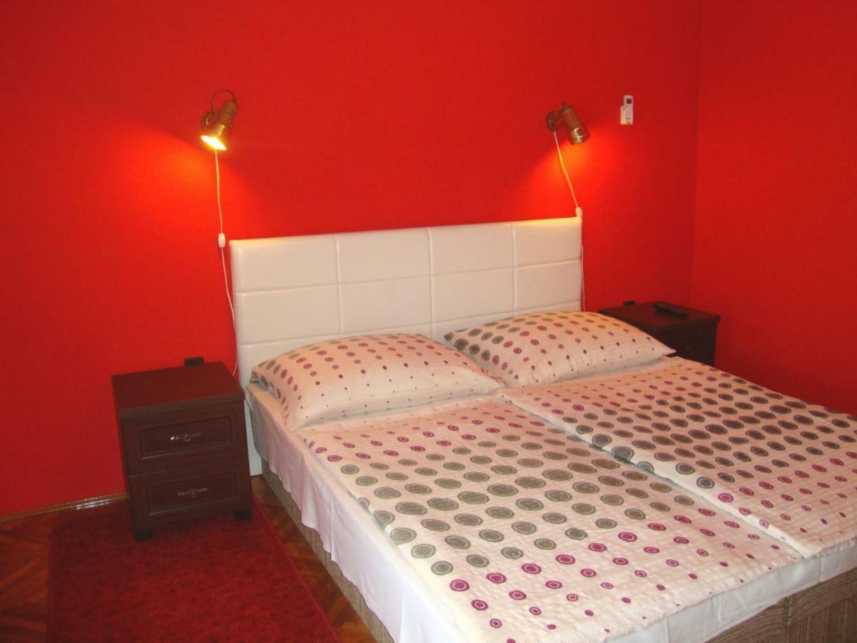Gyongyvirag Vendeghaz Apartment Balatonboglár Екстериор снимка