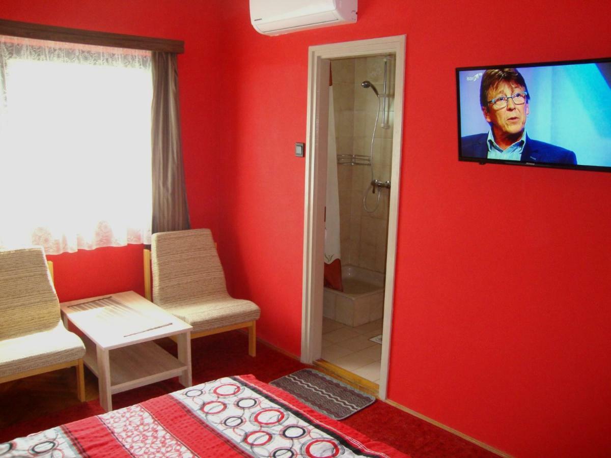 Gyongyvirag Vendeghaz Apartment Balatonboglár Екстериор снимка