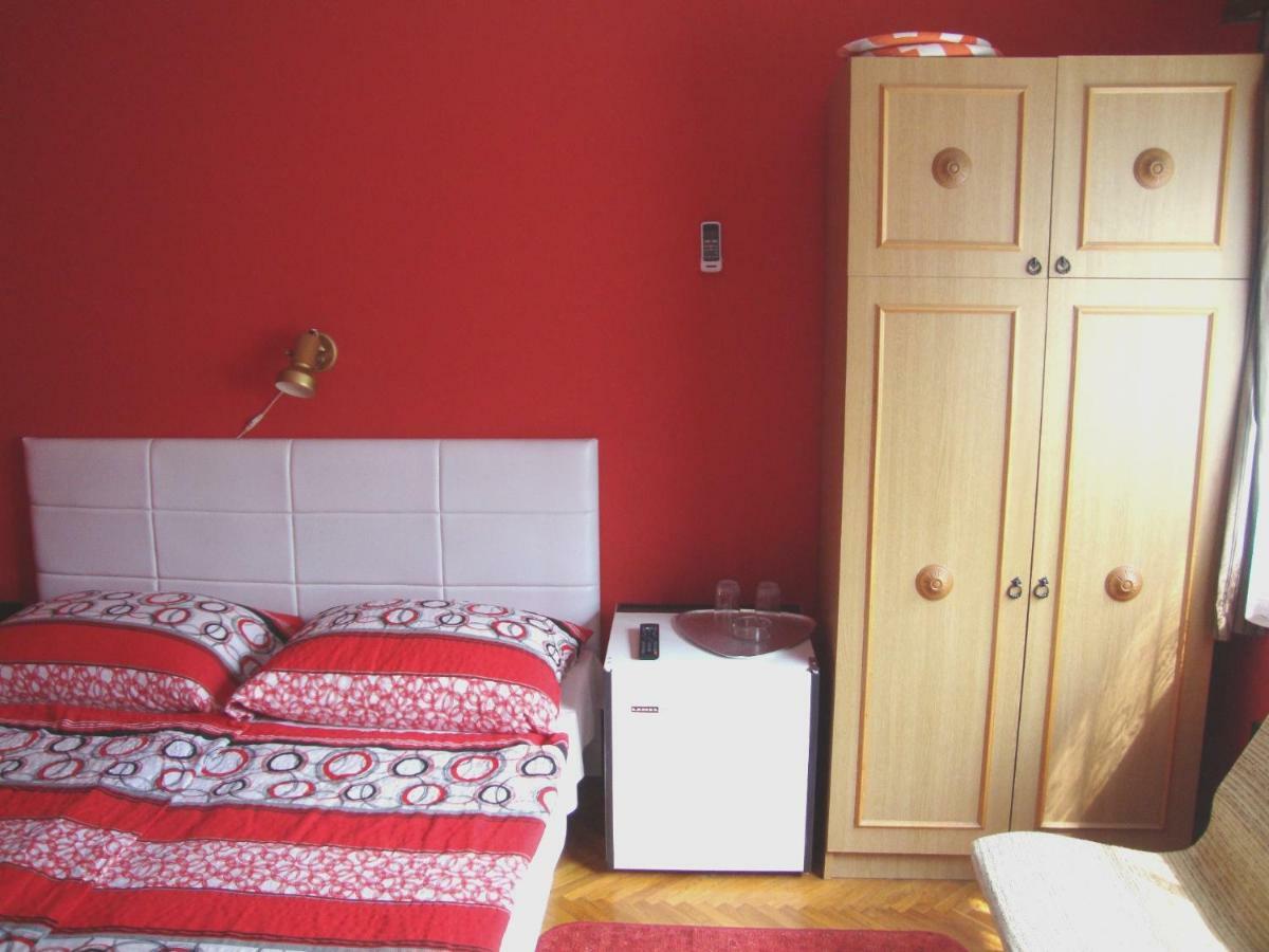 Gyongyvirag Vendeghaz Apartment Balatonboglár Екстериор снимка