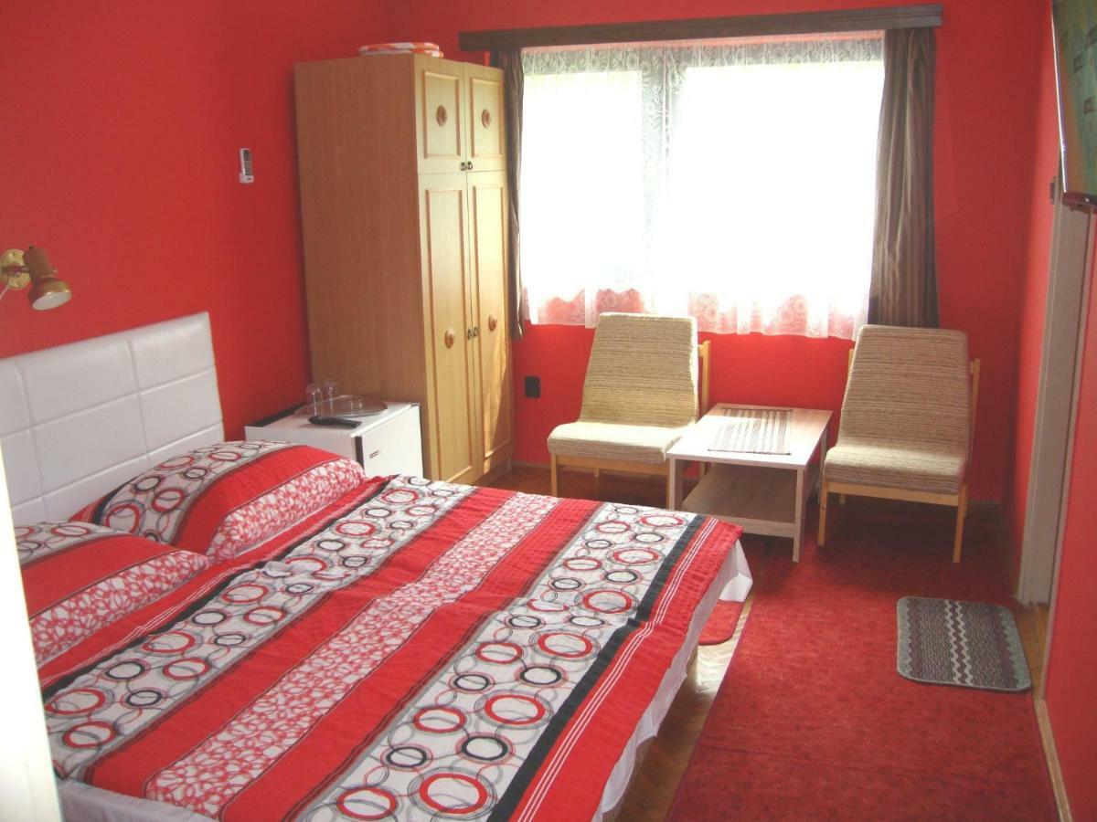 Gyongyvirag Vendeghaz Apartment Balatonboglár Екстериор снимка