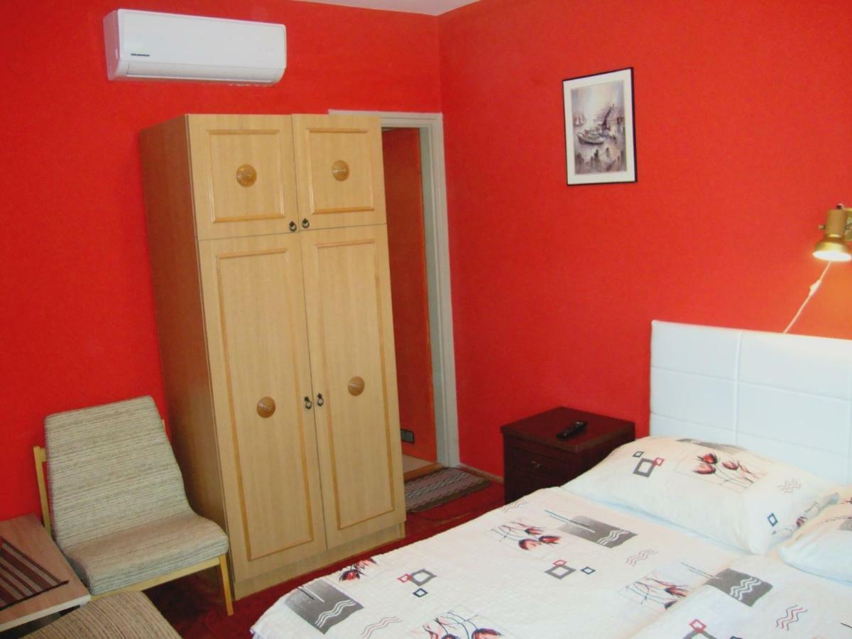 Gyongyvirag Vendeghaz Apartment Balatonboglár Екстериор снимка